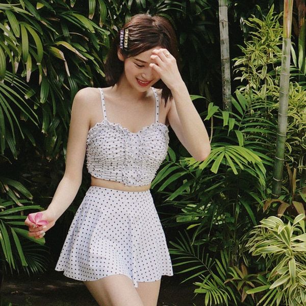 skirt split swimsuit female polka dot white black dot high waist backless two-piece swimsuit hipster
skirt split swimsuit female polka dot white black dot high waist backless two-piece swimsuit hipster