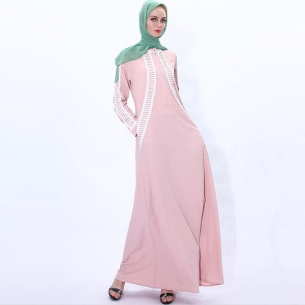 2020 spring new exquisite lace casual muslim dress elegant women long sleeve islamic abaya robe a1393, Red
2020 spring new exquisite lace casual muslim dress elegant women long sleeve islamic abaya robe a1393, Red