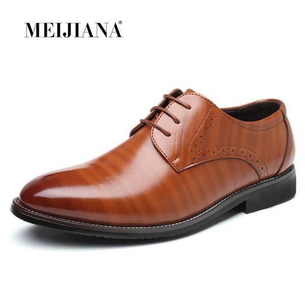oxford shoes men brogues shoes lace-up bullock business dress male formal plus size 38-47, Black
oxford shoes men brogues shoes lace-up bullock business dress male formal plus size 38-47, Black