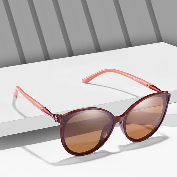 2020 new ladies polarized sunglasses 320 european and american big frame glasses fashion trend sunglasses retro driving mirror wholesale, White;black
2020 new ladies polarized sunglasses 320 european and american big frame glasses fashion trend sunglasses retro driving mirror wholesale, White;black