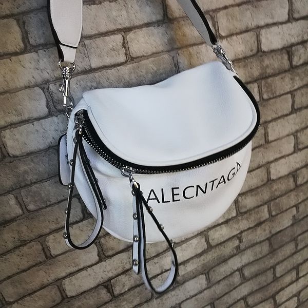 american broadband summer fashion small bag soft leather large capacity bag retro rivet al
american broadband summer fashion small bag soft leather large capacity bag retro rivet al