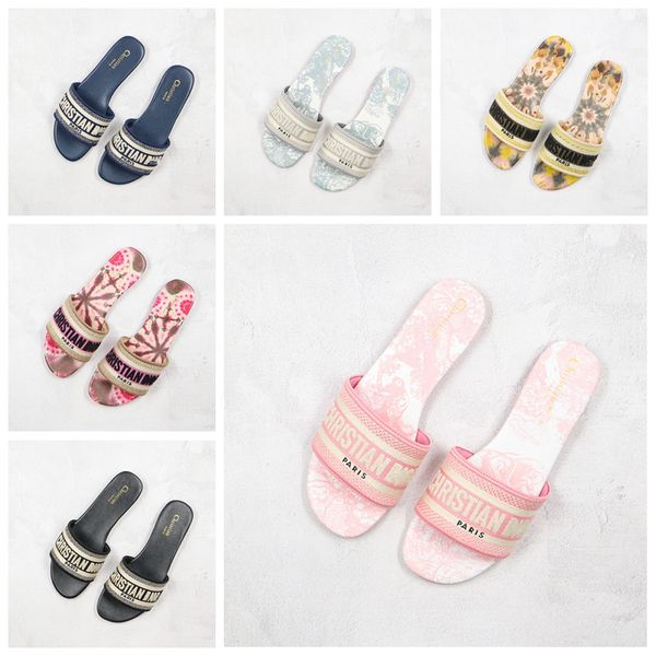 20ss b23 dway mule toile жуи вышивка сандалии stripes цветы слайд бассейн шлепки женщин тапочки для женщин потертости слайды мокасины, Blue;gray
20ss b23 dway mule toile жуи вышивка сандалии stripes цветы слайд бассейн шлепки женщин тапочки для женщин потертости слайды мокасины, Blue;gray