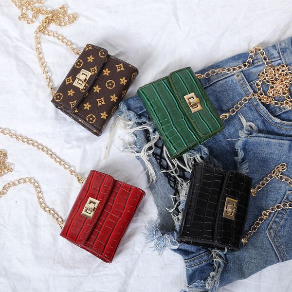 kids designer handbags retro print pu mini purse shoulder bags baby teenager children girls messenger gold chain bags christmas gift, Black
kids designer handbags retro print pu mini purse shoulder bags baby teenager children girls messenger gold chain bags christmas gift, Black