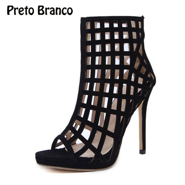 preto branco 2020 european early spring plaid hollowed out simple fish mouth naked boots cold boots womens shoes -1063-123, Black
preto branco 2020 european early spring plaid hollowed out simple fish mouth naked boots cold boots womens shoes -1063-123, Black