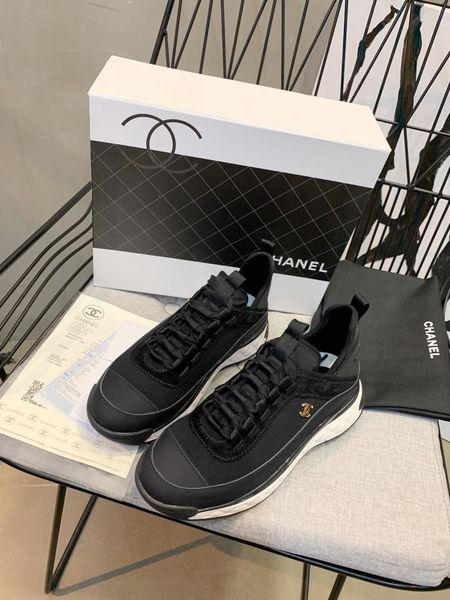 2020q new women's shoes black and white lace-up casual sports women's shoes breathable wild thick bottom lightweight running shoes
2020q new women's shoes black and white lace-up casual sports women's shoes breathable wild thick bottom lightweight running shoes
