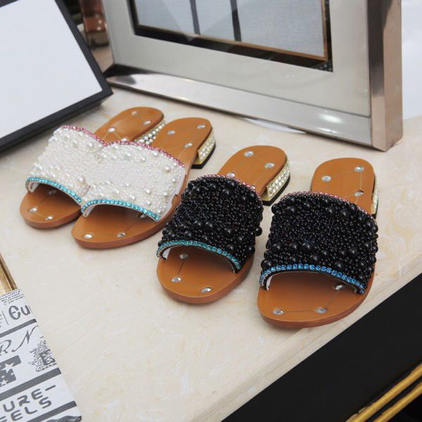 women's rhinestone low-heel slippers black pearl work summer women's sandals dress shoes classic trend fashion big size 35-43
women's rhinestone low-heel slippers black pearl work summer women's sandals dress shoes classic trend fashion big size 35-43