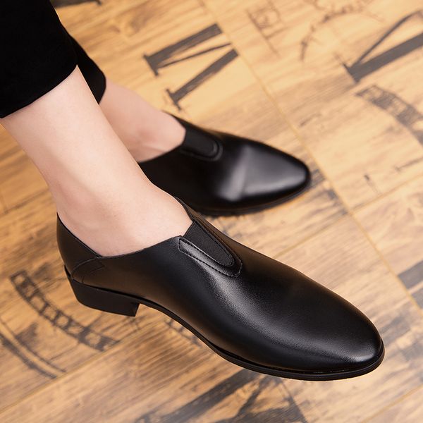 men leather shoes fashion korea style men loafers comfortable pointed toe slip on moccasins shoes black soft
men leather shoes fashion korea style men loafers comfortable pointed toe slip on moccasins shoes black soft
