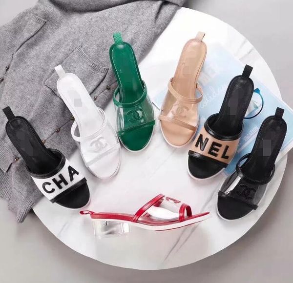 Новая мода женщин прозрачный обувь лето желе сандалии женский открытым носком ту 
Новая мода женщин прозрачный обувь лето желе сандалии женский открытым носком ту