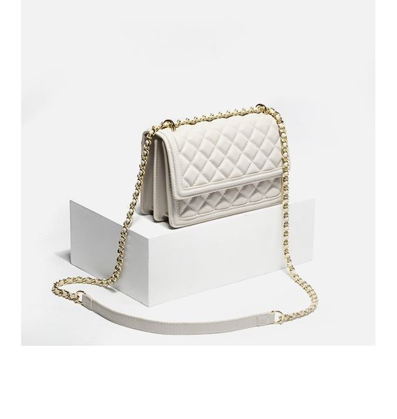 designer-new summer summer french mini-popular fashion small fragrance chain pure color oblique bag
designer-new summer summer french mini-popular fashion small fragrance chain pure color oblique bag