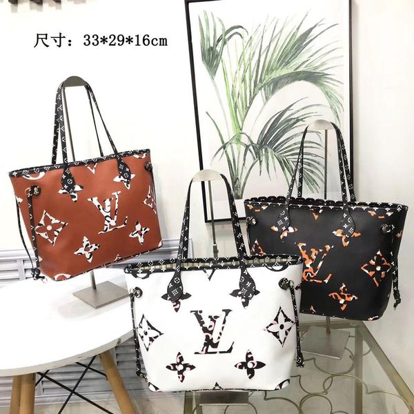 travel bag women large capacity portable shoulder duffle bag cartoon printing weekend luggage tote wholesale shopping bags travelling bag
travel bag women large capacity portable shoulder duffle bag cartoon printing weekend luggage tote wholesale shopping bags travelling bag
