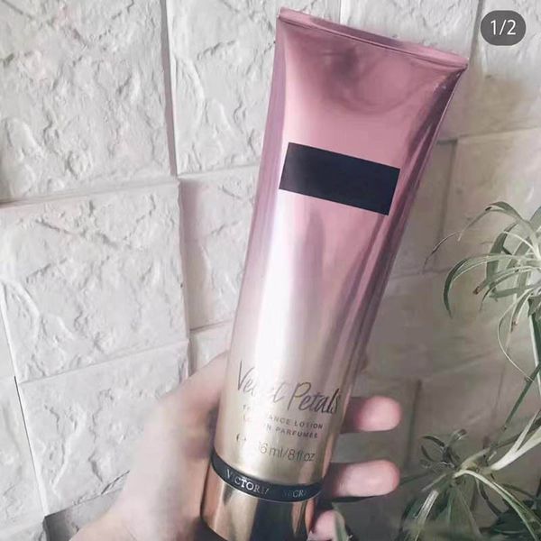 secret 236ml romantic and velvet petals skin milk body lotion deep moisturizing whitening hydrating nourishing body cream
secret 236ml romantic and velvet petals skin milk body lotion deep moisturizing whitening hydrating nourishing body cream