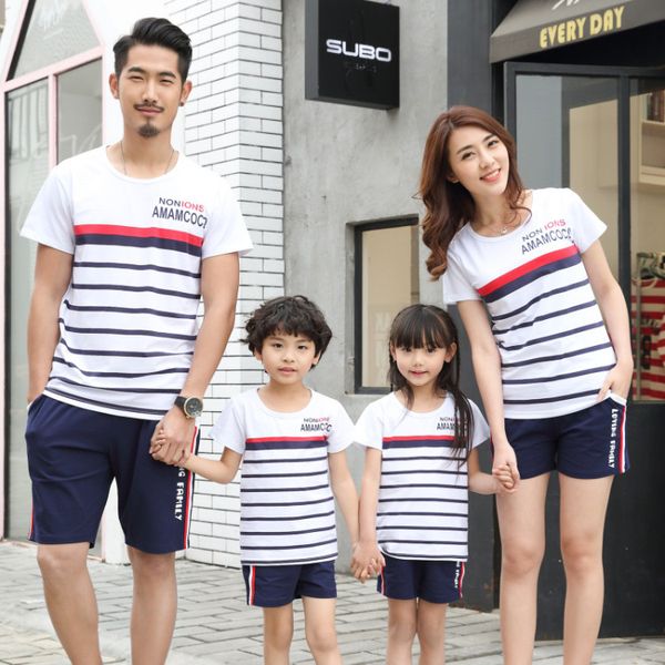 2019 striped short-sleeved t-shirt pure cotton sports simple children's t-shirt shorts family matching clothing a family of four, Blue
2019 striped short-sleeved t-shirt pure cotton sports simple children's t-shirt shorts family matching clothing a family of four, Blue