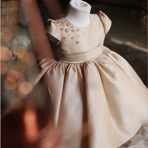 girl's dresses champagne satin beads baby girl baptism gowns christening dress short sleeves little kids first birthday for girls, Red;yellow
girl's dresses champagne satin beads baby girl baptism gowns christening dress short sleeves little kids first birthday for girls, Red;yellow