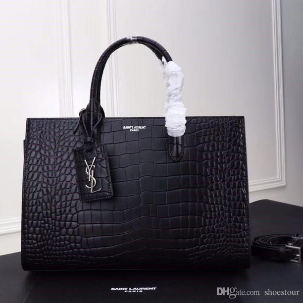 De igner handbag luxury brand handbag box famou de igner ladie handbag leather fa hion houlder bag ladie luxury lady luggage female box
De igner handbag luxury brand handbag box famou de igner ladie handbag leather fa hion houlder bag ladie luxury lady luggage female box