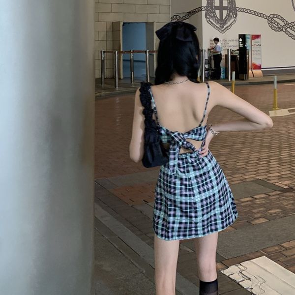 retro chic slim-fit suspender dress 2020 new style scheming backless a- line skirt elegant plaid dress for women, White;black
retro chic slim-fit suspender dress 2020 new style scheming backless a- line skirt elegant plaid dress for women, White;black