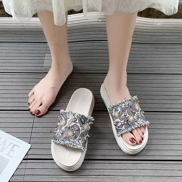 med shoes woman's slippers slides platform fashion 2020 summer flat soft luxury cotton fabric rubber floral embroider pu retro, Black
med shoes woman's slippers slides platform fashion 2020 summer flat soft luxury cotton fabric rubber floral embroider pu retro, Black