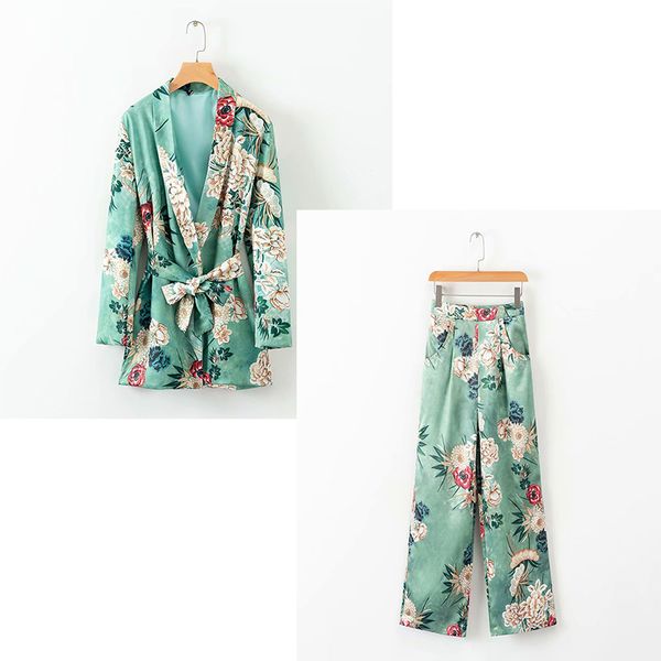 female set pants suit fashion flower print loose long section suit jacket casual wide leg pants two-piece 2019 new, White
female set pants suit fashion flower print loose long section suit jacket casual wide leg pants two-piece 2019 new, White