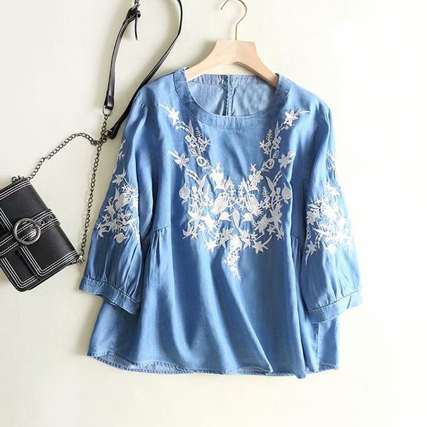 2019 flower embroidery o-neck women cotton denim blouses boho women summer blouses shirts blusas mujer, White
2019 flower embroidery o-neck women cotton denim blouses boho women summer blouses shirts blusas mujer, White