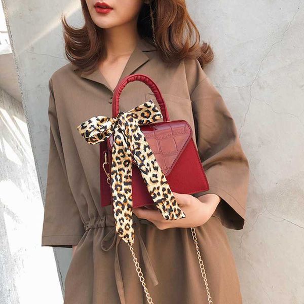 fashion women messenger bags matte pu leather leopard scarves ladies shoulder crossbody bag quality handle female purses handbag
fashion women messenger bags matte pu leather leopard scarves ladies shoulder crossbody bag quality handle female purses handbag