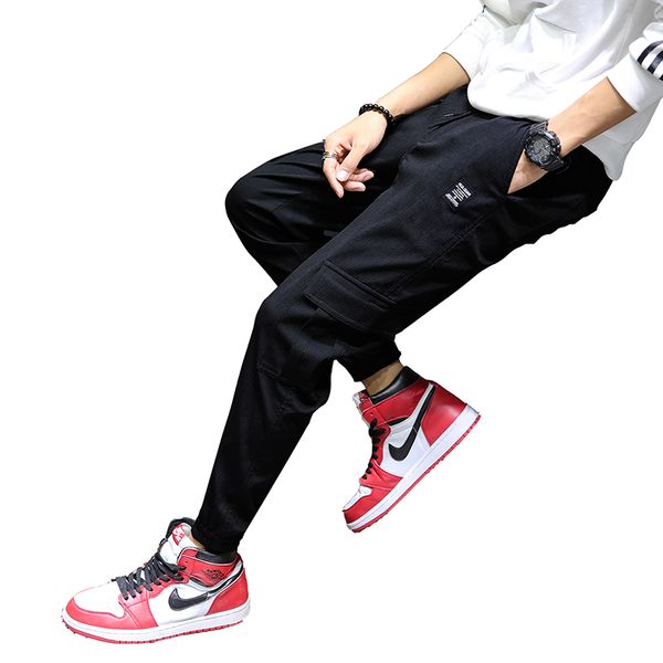spring and summer new overalls men's youth fashion casual pants handsome korean small feet loose sports pants, Black
spring and summer new overalls men's youth fashion casual pants handsome korean small feet loose sports pants, Black