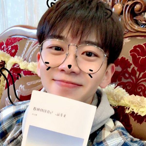 fei qiming myopia men can match flat light tidal degree eyes big face frame frame women glasses glasses, Silver
fei qiming myopia men can match flat light tidal degree eyes big face frame frame women glasses glasses, Silver