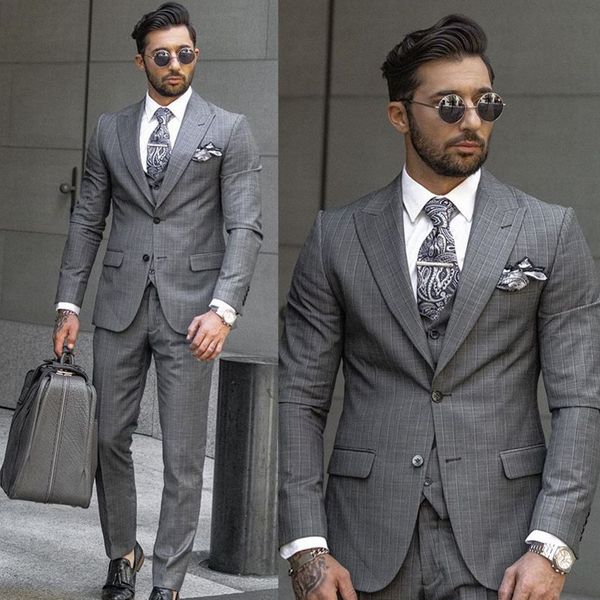 bussiness mens suits gray stripe plaid wedding groom tuxedos groomsmen vent slim suits fit man suit wedding (jacket+vest+pants, Black;gray 
bussiness mens suits gray stripe plaid wedding groom tuxedos groomsmen vent slim suits fit man suit wedding (jacket+vest+pants, Black;gray