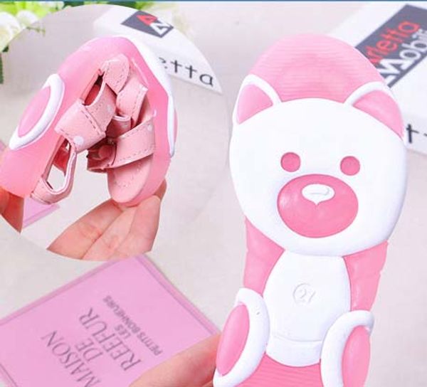 with box woman high-quality slippers brand sandals flat shoe designer shoes slide basketball shoes casual shoes flip flops by p36, Black;red
with box woman high-quality slippers brand sandals flat shoe designer shoes slide basketball shoes casual shoes flip flops by p36, Black;red