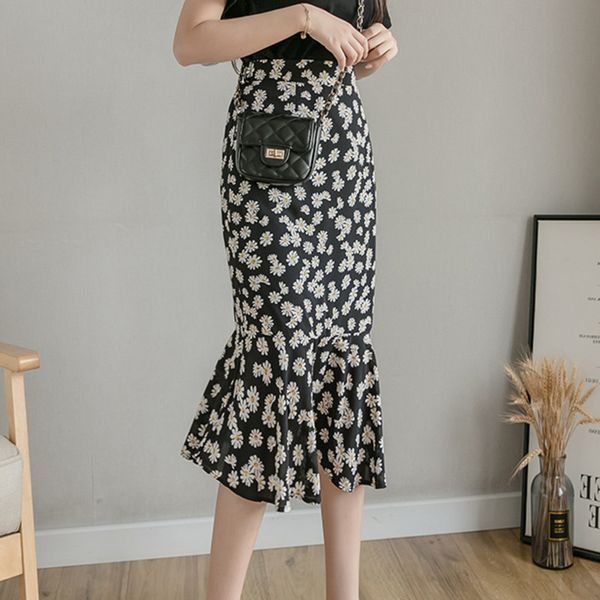 summer 2020 women vintage floral print long chiffon bohemian vacation beach mermaid skirt elastic waist skirts, Black
summer 2020 women vintage floral print long chiffon bohemian vacation beach mermaid skirt elastic waist skirts, Black