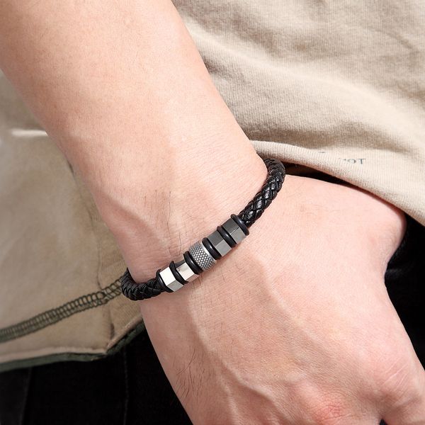 stainless steel men women charm bracelets fashion woven bracelets simple creative leather jewelry bangle black white with box ing
stainless steel men women charm bracelets fashion woven bracelets simple creative leather jewelry bangle black white with box ing