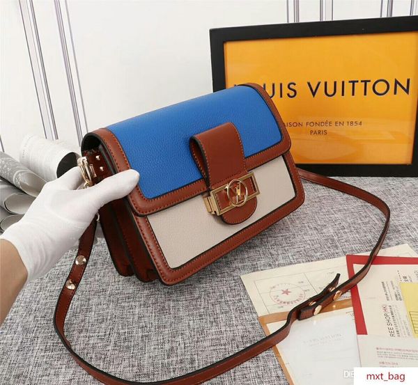 20fw brands bag women messenger bags little bee handbags crossbody bags for ladies shoulder bag white black pink red yetc6
20fw brands bag women messenger bags little bee handbags crossbody bags for ladies shoulder bag white black pink red yetc6