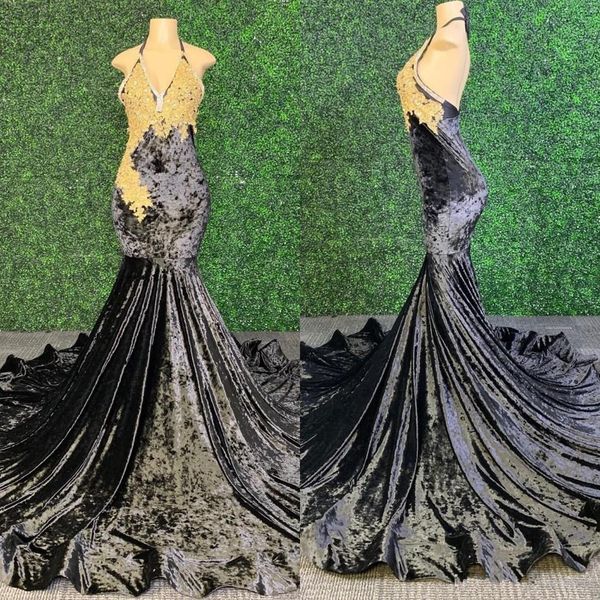 gold applique mermaid prom dresses halter sweep train backless velvet custom made plus size evening party gown formal occasion wear, Black
gold applique mermaid prom dresses halter sweep train backless velvet custom made plus size evening party gown formal occasion wear, Black