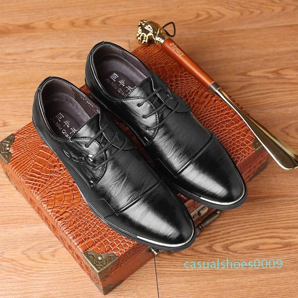 d49 2020 new designs mens triple black lightweight link-embossed sole designer luxury trainers casual shoes c09
d49 2020 new designs mens triple black lightweight link-embossed sole designer luxury trainers casual shoes c09