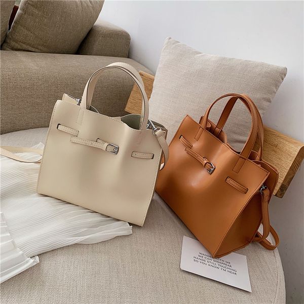 women's bag 2019 new korean simple joker tote bag fashion commute handbag popular shoulder messenger
women's bag 2019 new korean simple joker tote bag fashion commute handbag popular shoulder messenger