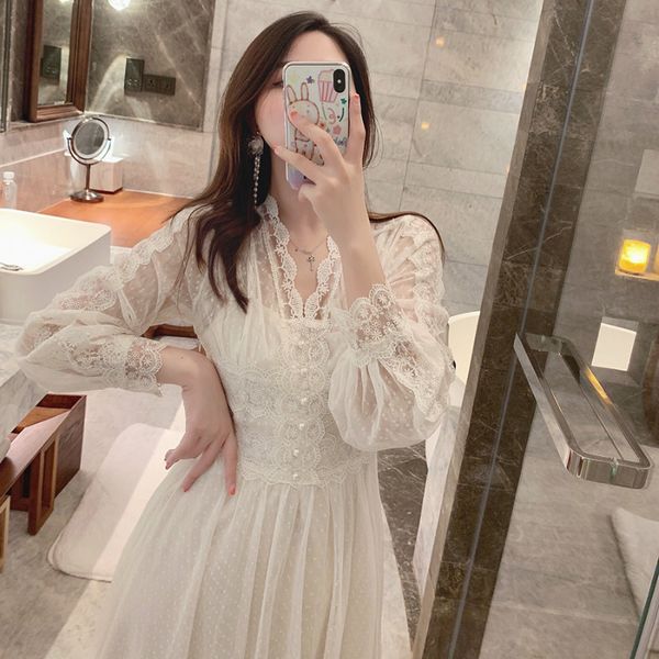 2020 brand new women lace dress v-neck french retro style long sleeve elegant midi dress party vestidos, Black;gray
2020 brand new women lace dress v-neck french retro style long sleeve elegant midi dress party vestidos, Black;gray