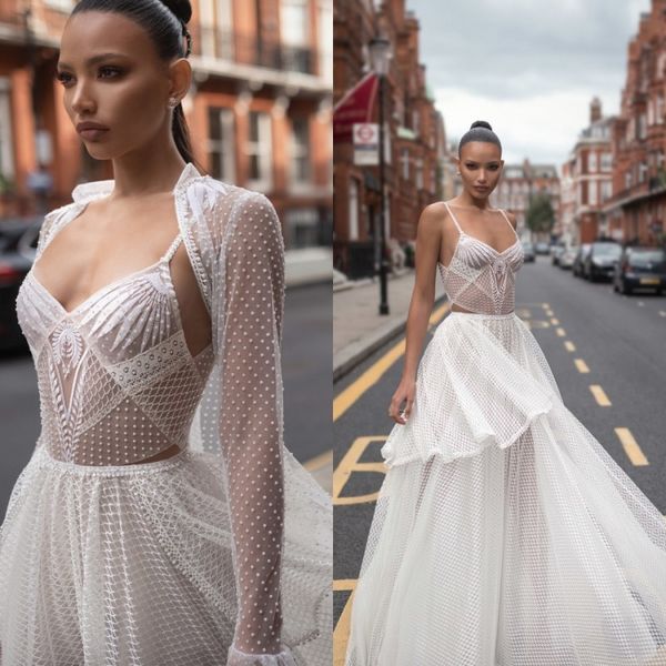 charchy 2019 beach wedding dresses with long sleeve wraps spaghetti lace bohemia long bridal gowns plus size boho robe de mariée, White
charchy 2019 beach wedding dresses with long sleeve wraps spaghetti lace bohemia long bridal gowns plus size boho robe de mariée, White