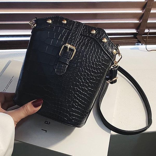 retro stone pattern pu leather crossbody bags for women 2020 summer brand designer shoulder messenger bag female handbags
retro stone pattern pu leather crossbody bags for women 2020 summer brand designer shoulder messenger bag female handbags