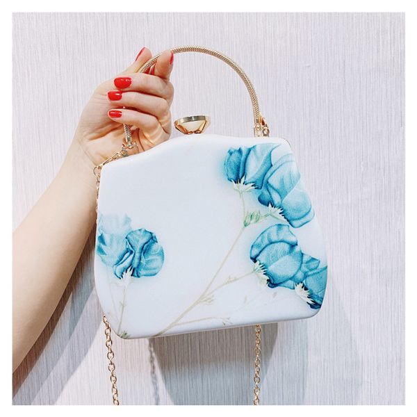 flower print clip evening bag women retro fashion metallic handle chain diamond box dinner clutches shoulder bag handbag small
flower print clip evening bag women retro fashion metallic handle chain diamond box dinner clutches shoulder bag handbag small