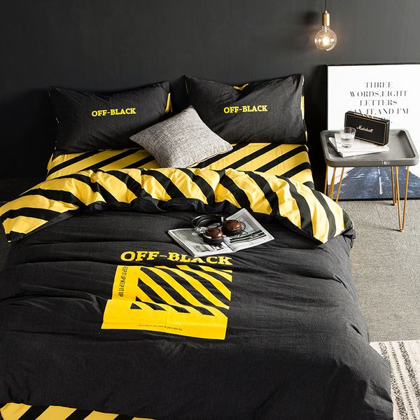 popular brand bed sheet quilt cover four-piece cotton black and white male student three-piece bedding set, Silver
popular brand bed sheet quilt cover four-piece cotton black and white male student three-piece bedding set, Silver