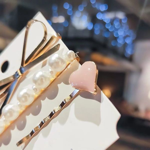 3pcs/set woman metal bow heart hair clips drop oil imitation pearl love hairpins hair accessories romantic headdress barrettes, Golden;white
3pcs/set woman metal bow heart hair clips drop oil imitation pearl love hairpins hair accessories romantic headdress barrettes, Golden;white
