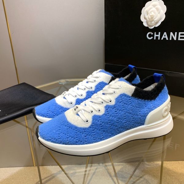 new luxury ladies casual shoes fashion design brand winter women's shoes platform woolen material non-slip sole hser, Black
new luxury ladies casual shoes fashion design brand winter women's shoes platform woolen material non-slip sole hser, Black