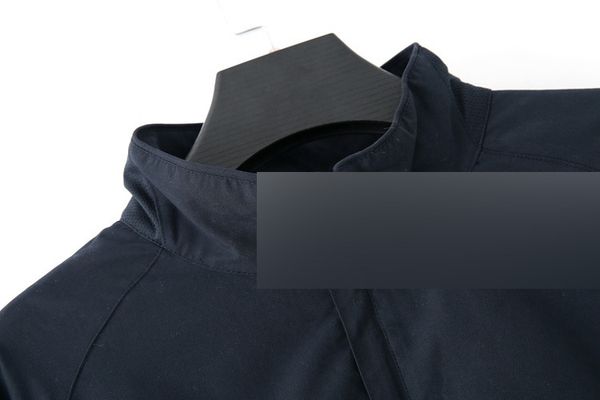 ox63 открытый стенд воротник боковые края марли joint дышащая куртка ветрозащитный водонепроницаемый средней длины реглан рукава пальто, Black;brown
ox63 открытый стенд воротник боковые края марли joint дышащая куртка ветрозащитный водонепроницаемый средней длины реглан рукава пальто, Black;brown
