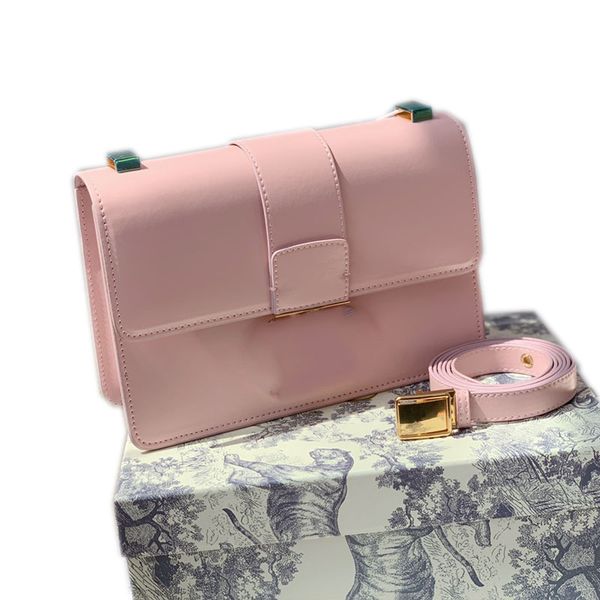 2020 new summer leather pink series small square bag with letter diagonal shoulder bag handbag wallet four choices, with box 24*16
2020 new summer leather pink series small square bag with letter diagonal shoulder bag handbag wallet four choices, with box 24*16