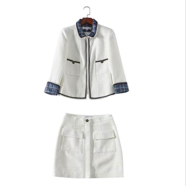 autumn 2019 new european and american women's wear plaid lapel jacket with seven-point sleeves pocket skirt tweed suit, White
autumn 2019 new european and american women's wear plaid lapel jacket with seven-point sleeves pocket skirt tweed suit, White