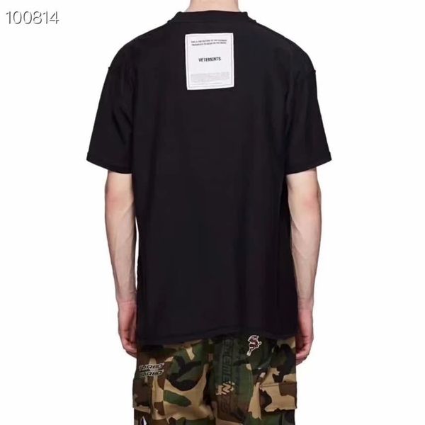 spring summer 2020 luxury vetements back patch tshirt fashion men women wear inside-out t shirt casual cotton tee top, White
spring summer 2020 luxury vetements back patch tshirt fashion men women wear inside-out t shirt casual cotton tee top, White
