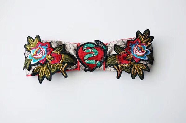 have stamps fashion brand designer hairband tiara hair pins hair clips womens party wedding lovers gift motion luxury jewelry for bride, Silver
have stamps fashion brand designer hairband tiara hair pins hair clips womens party wedding lovers gift motion luxury jewelry for bride, Silver