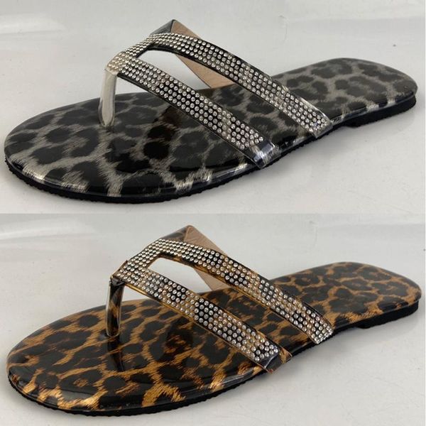 women's slippers summer flip flops ladies leopard print sequins rhinestones crystal beach sliders casual slippers shoes
women's slippers summer flip flops ladies leopard print sequins rhinestones crystal beach sliders casual slippers shoes
