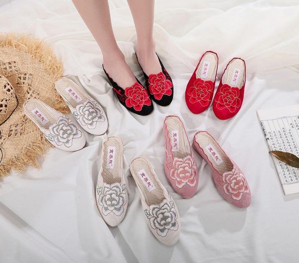 vintage embroidered womens sandals ethnic old peking cotton fabric woman slippers ladies mules wedge platform shoes female hanfu, Black
vintage embroidered womens sandals ethnic old peking cotton fabric woman slippers ladies mules wedge platform shoes female hanfu, Black