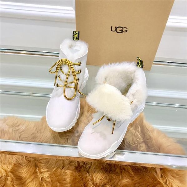 new winter sheepskin and fur tide shoes, fashionable wild snow boots, womenss short tube, thick bottom, increased velvet, warm cotton shoes, Black
new winter sheepskin and fur tide shoes, fashionable wild snow boots, womenss short tube, thick bottom, increased velvet, warm cotton shoes, Black