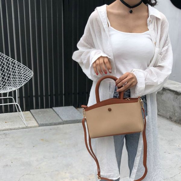 2020 summer new wave retro color matching single shoulder diagonal handbag fashion wild portable small square bag
2020 summer new wave retro color matching single shoulder diagonal handbag fashion wild portable small square bag