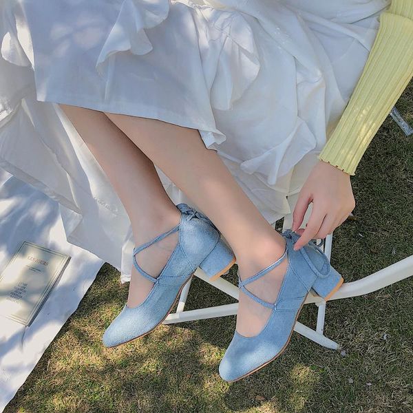 2020 summer new square head fairy style single shoes thick bottom lace lace wild shoes tide, Black
2020 summer new square head fairy style single shoes thick bottom lace lace wild shoes tide, Black